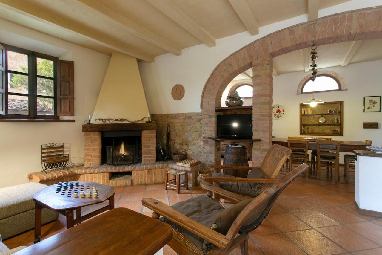 Agriturismo Poggio Salvi Sovicille Exterior foto